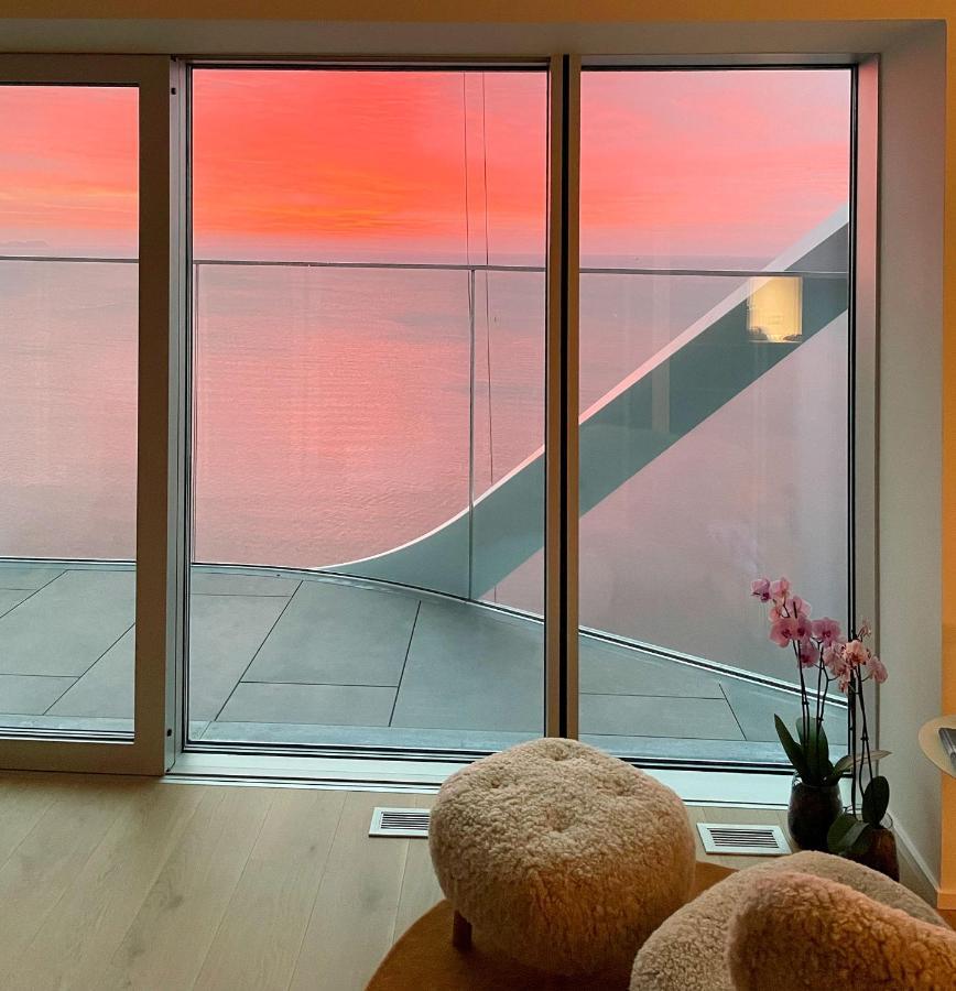 Amazing Sea View Apartment Århus Buitenkant foto
